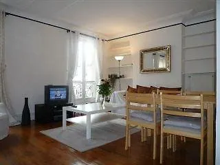 Poteau Apartment
